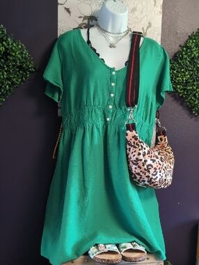 Ingrid & Isabel Emerald Green Button-Front Cotton Dress